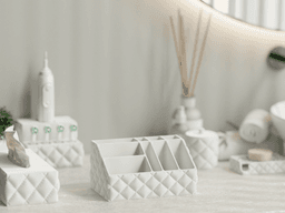 Органайзер за грим (Inflated Bathroom Set)