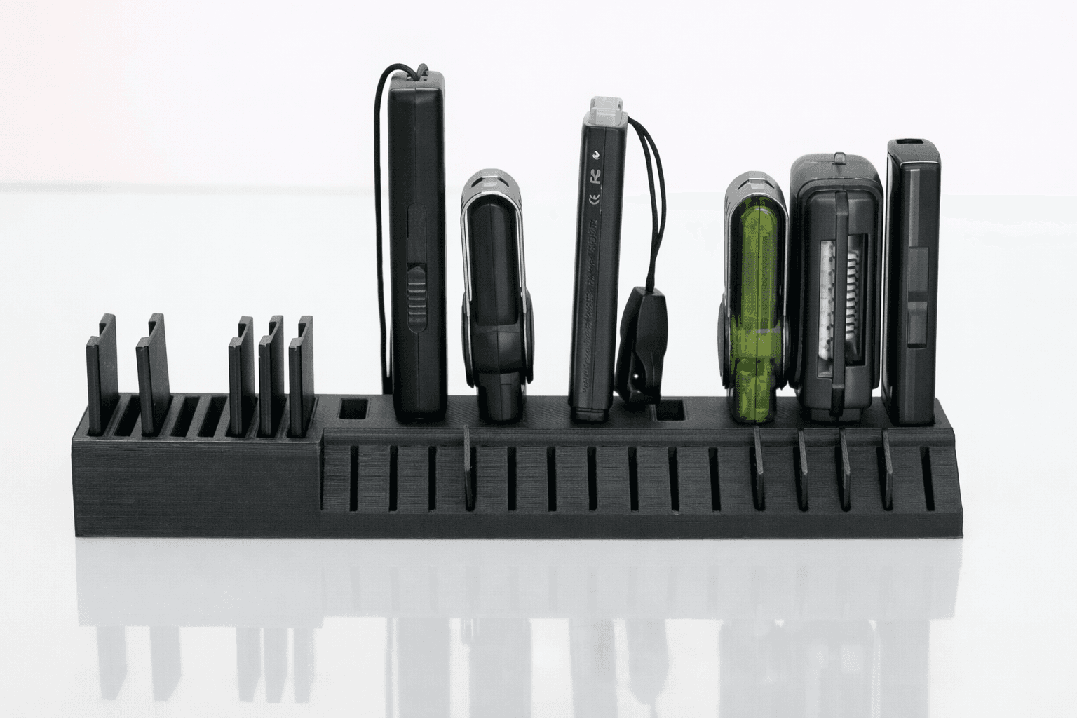 Органайзер за USB, SD и microSD карти