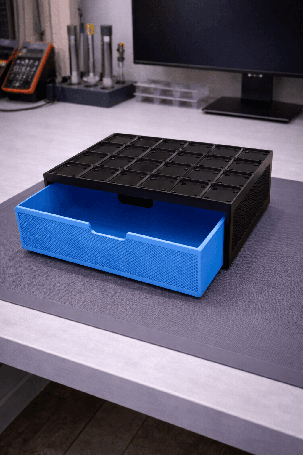 Модулно чекмедже за инструменти - Rugged Organizer XXXL 4x6